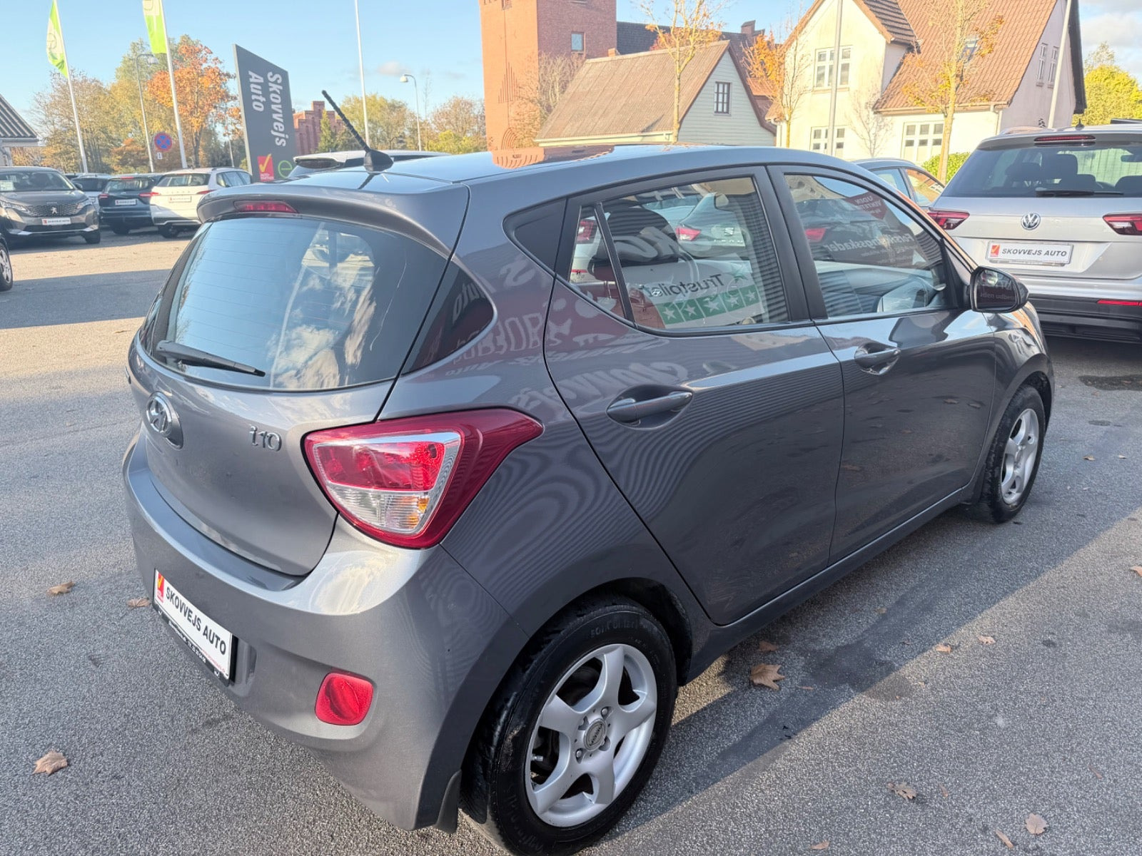 Grå Hyundai i10 fra 2015
