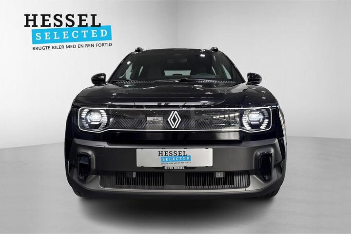 Sort Renault 4 E-Tech fra 2026