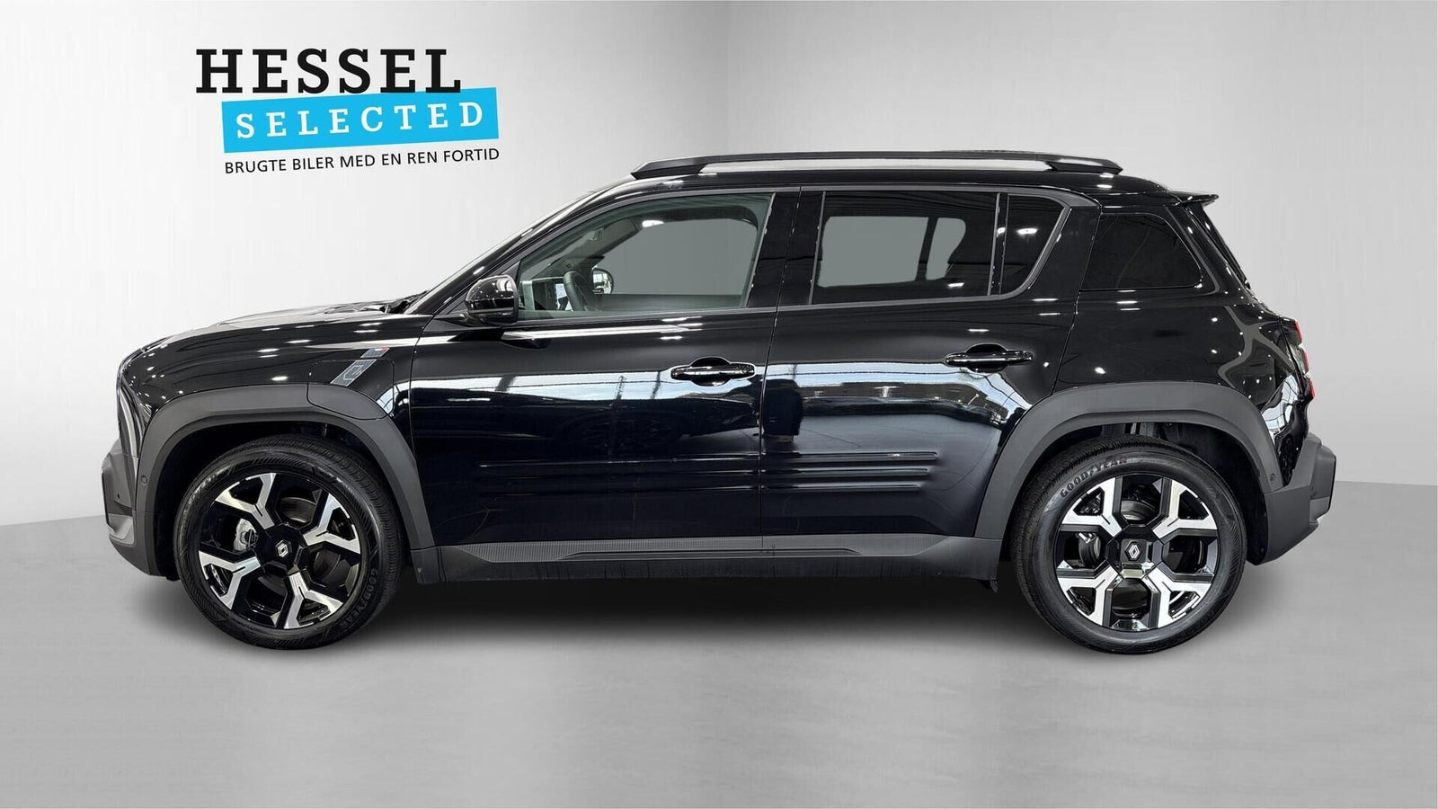 Sort Renault 4 E-Tech fra 2026