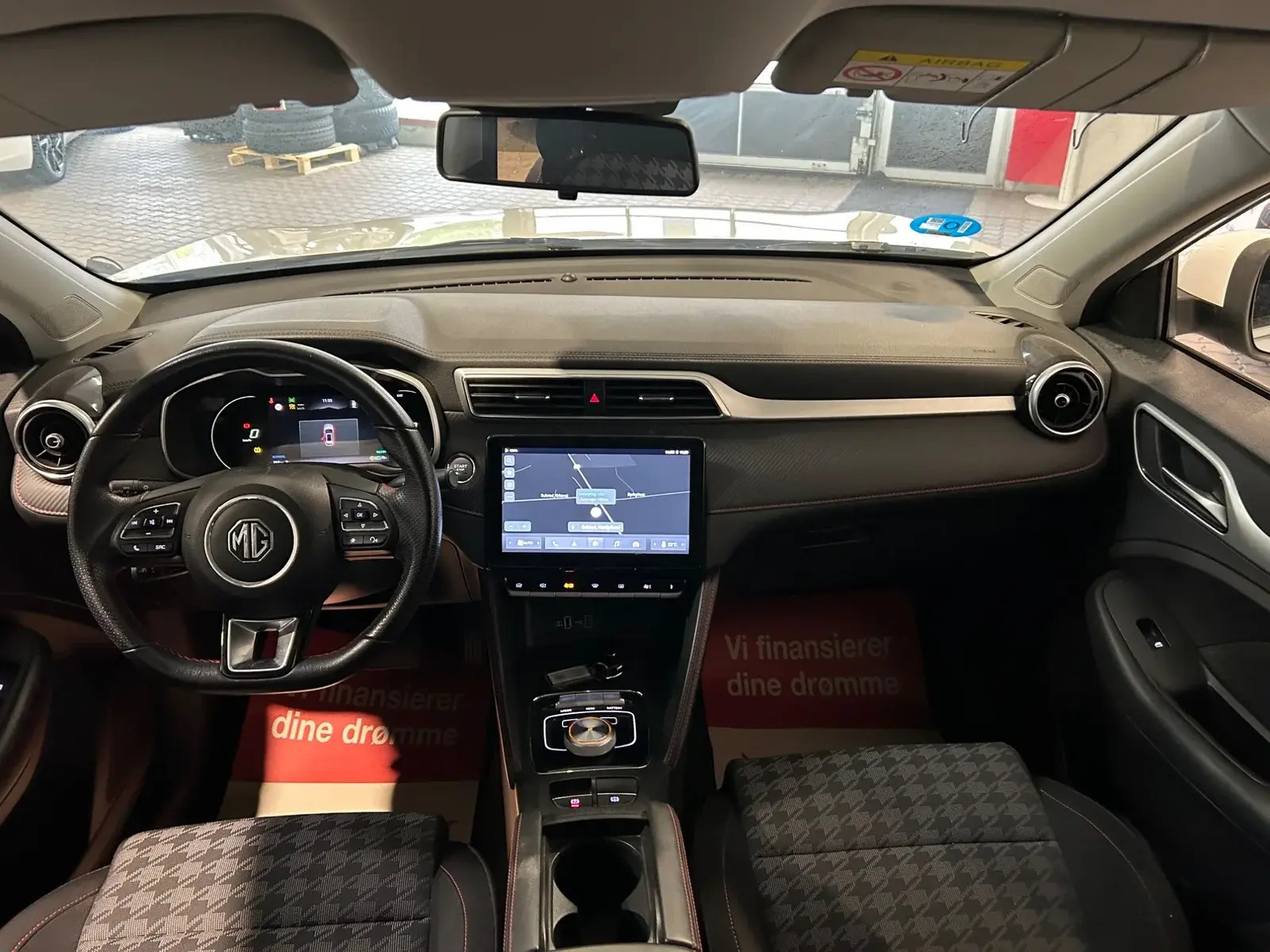 Hvid MG ZS fra 2022