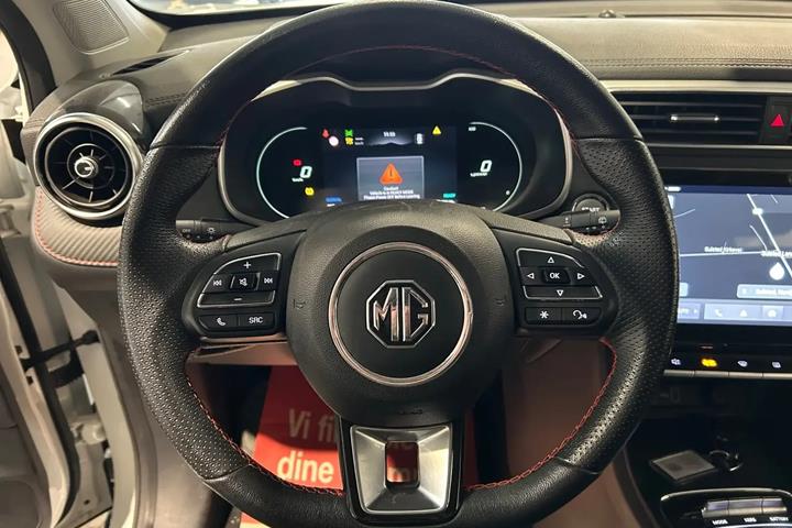 Hvid MG ZS fra 2022