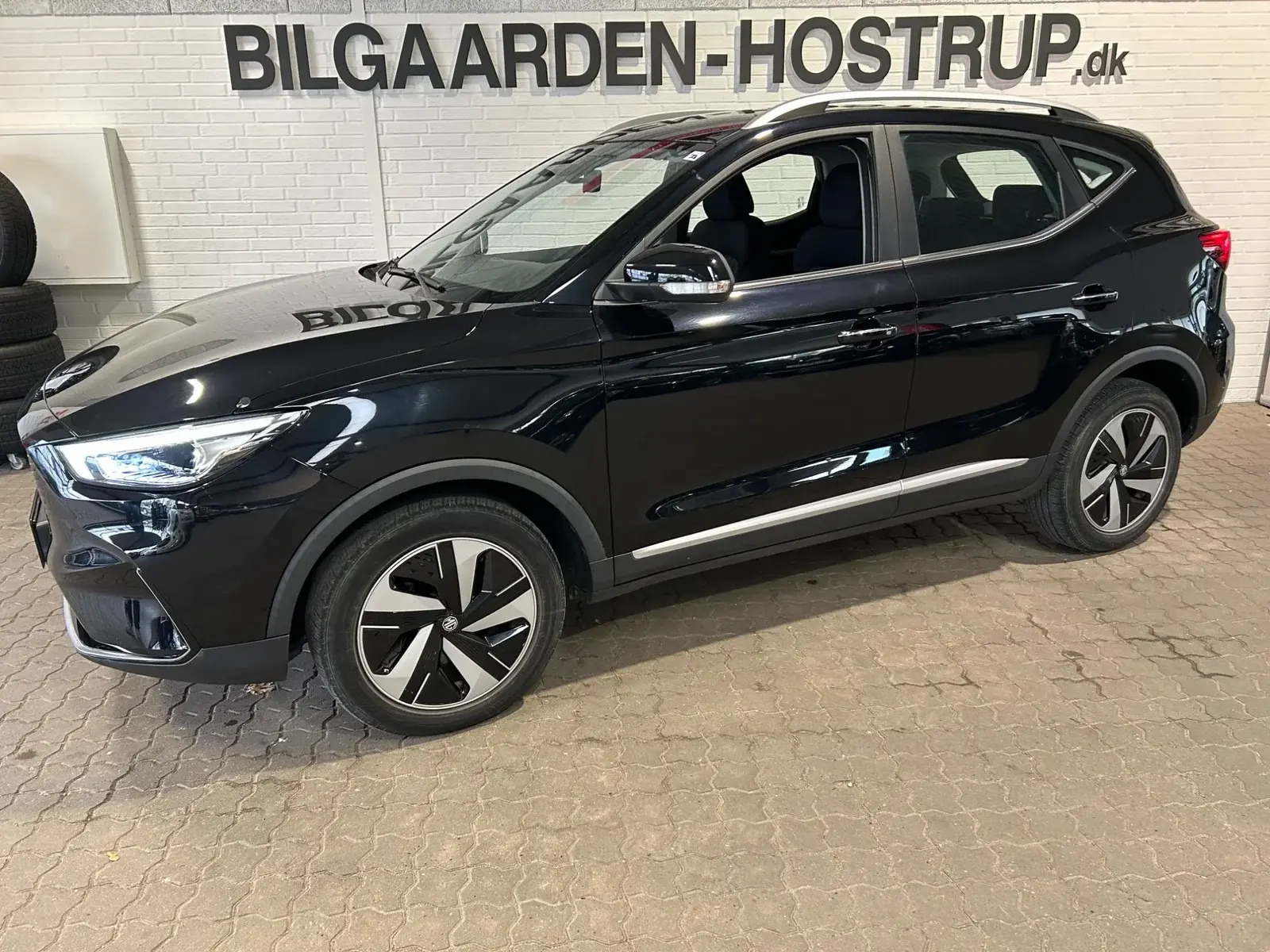Sort MG ZS fra 2022