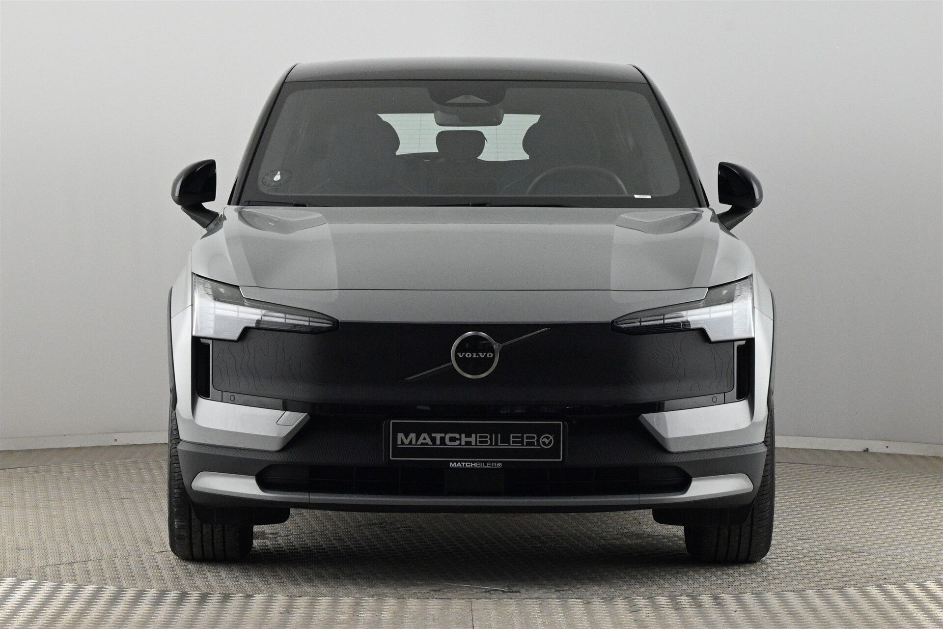 Grå Volvo EX30 Cross Country fra 2025