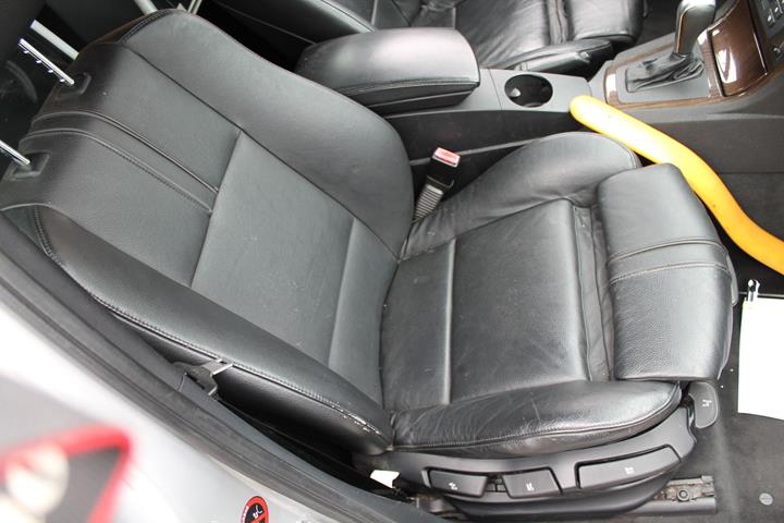 Sølv BMW X3 fra 2005