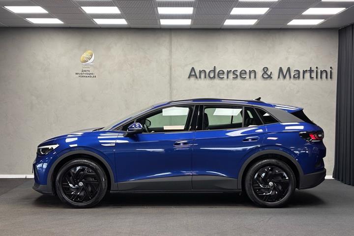 Blå VW ID.4 fra 2023