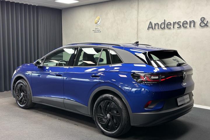 Blå VW ID.4 fra 2023