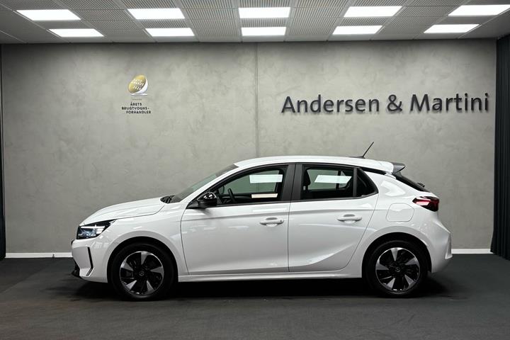 Hvid Opel Corsa-e fra 2023