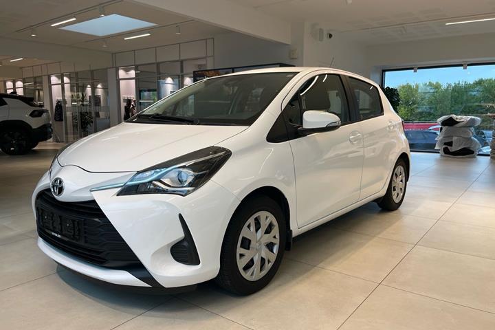 Hvid Toyota Yaris fra 2017