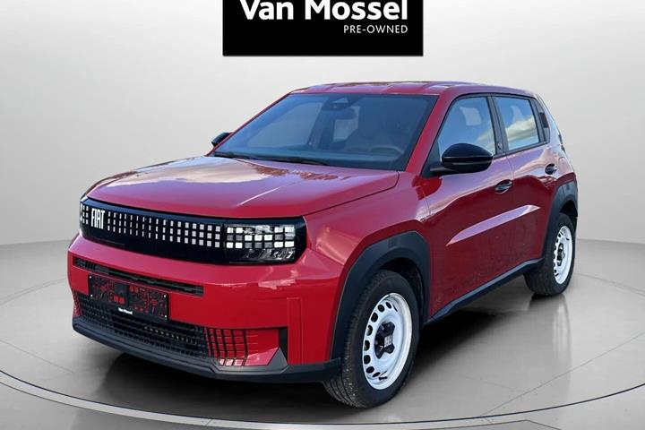 Rød Fiat Grande Panda fra 2025