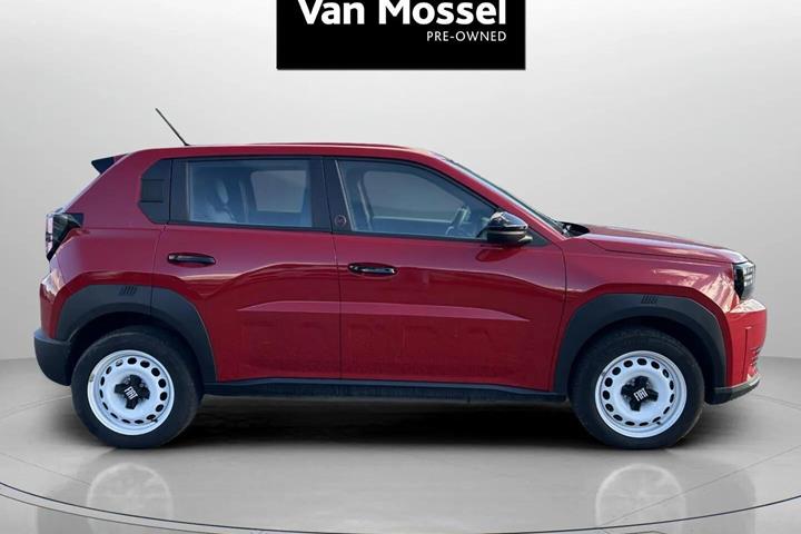 Rød Fiat Grande Panda fra 2025