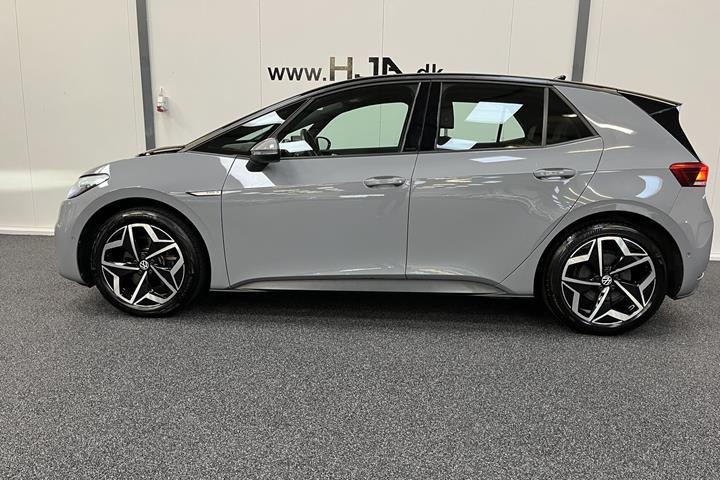 Grå VW ID.3 fra 2023