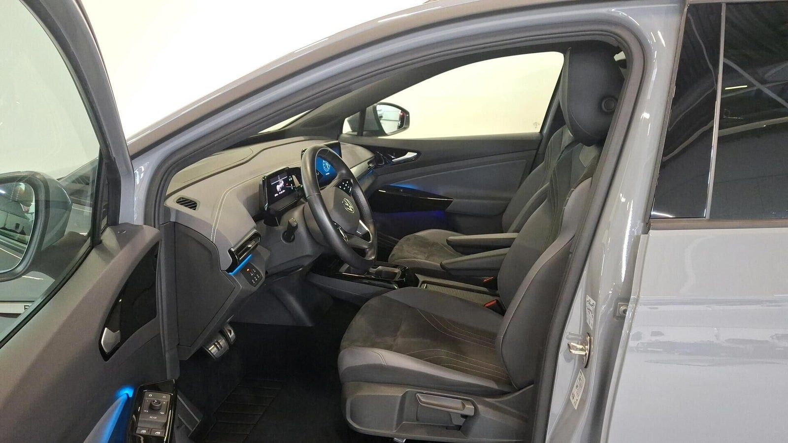 Grå VW ID.4 fra 2023