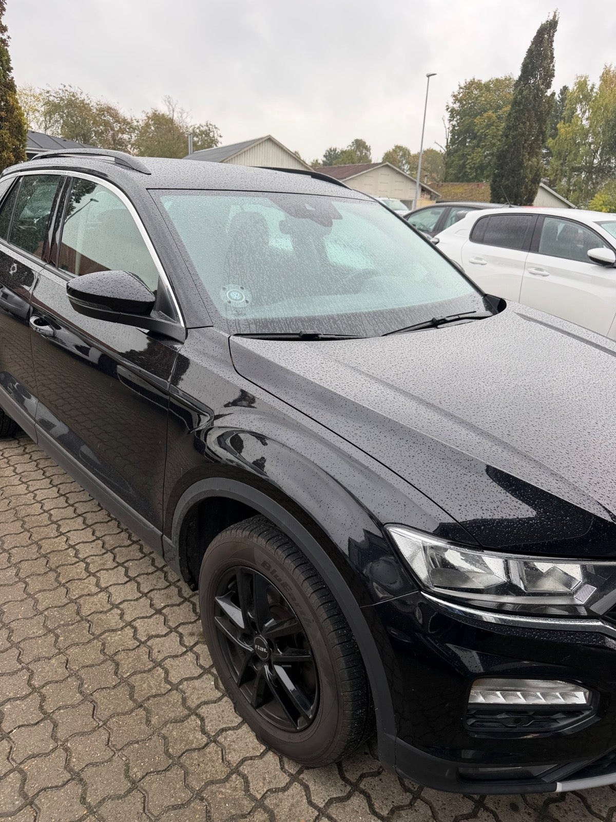 Sort VW T-Roc fra 2019