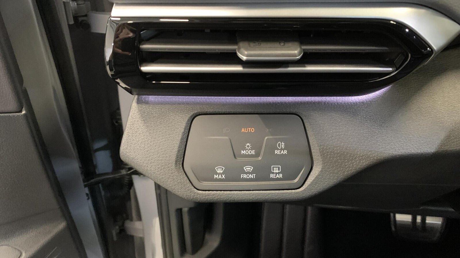 Grå VW ID.4 fra 2023