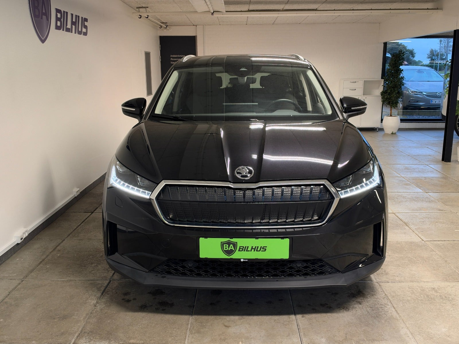 Sort Skoda Enyaq fra 2022