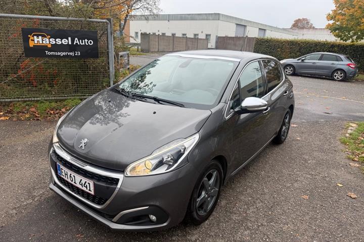 Grøn Peugeot 208 fra 2018