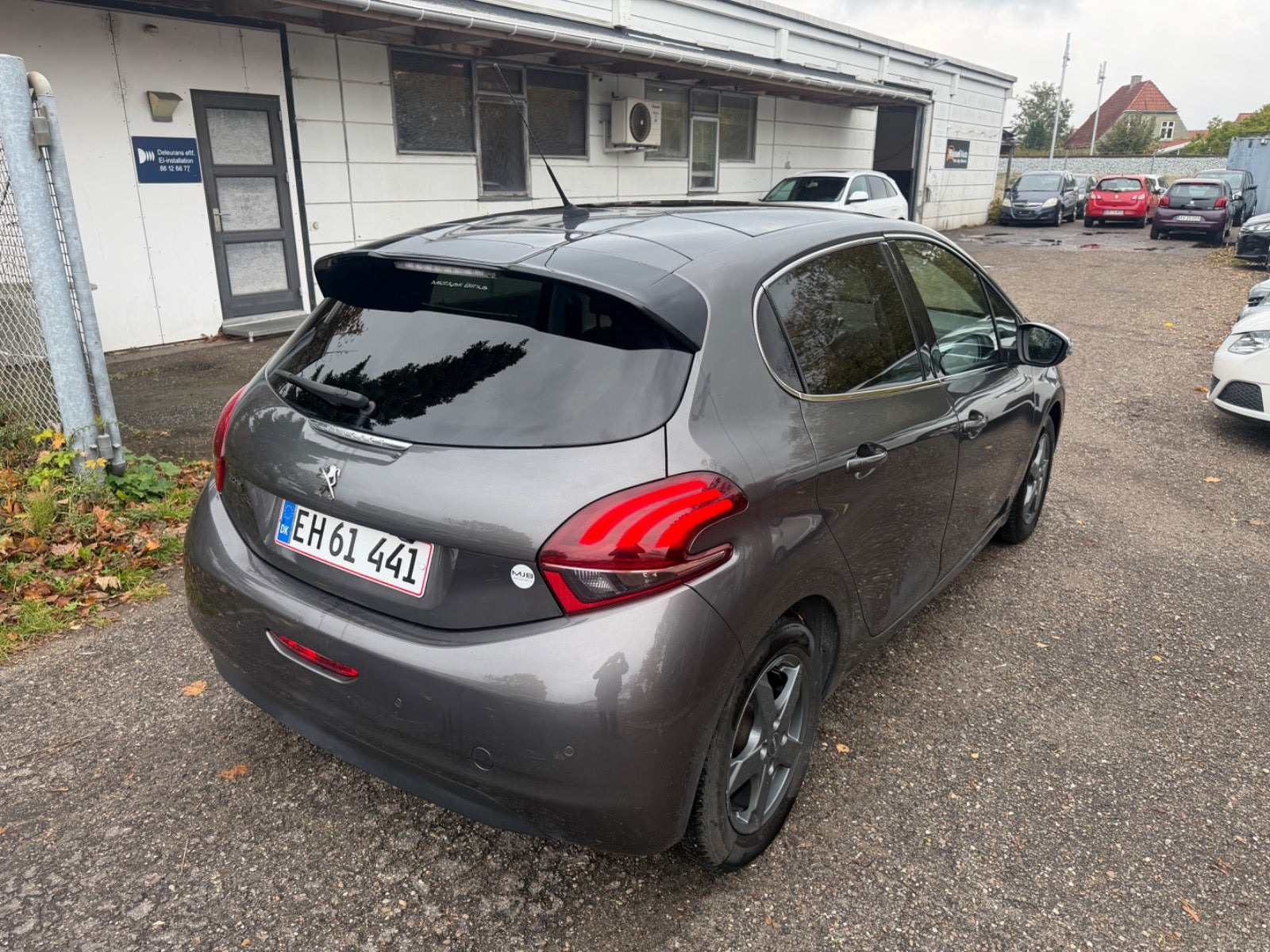 Grøn Peugeot 208 fra 2018