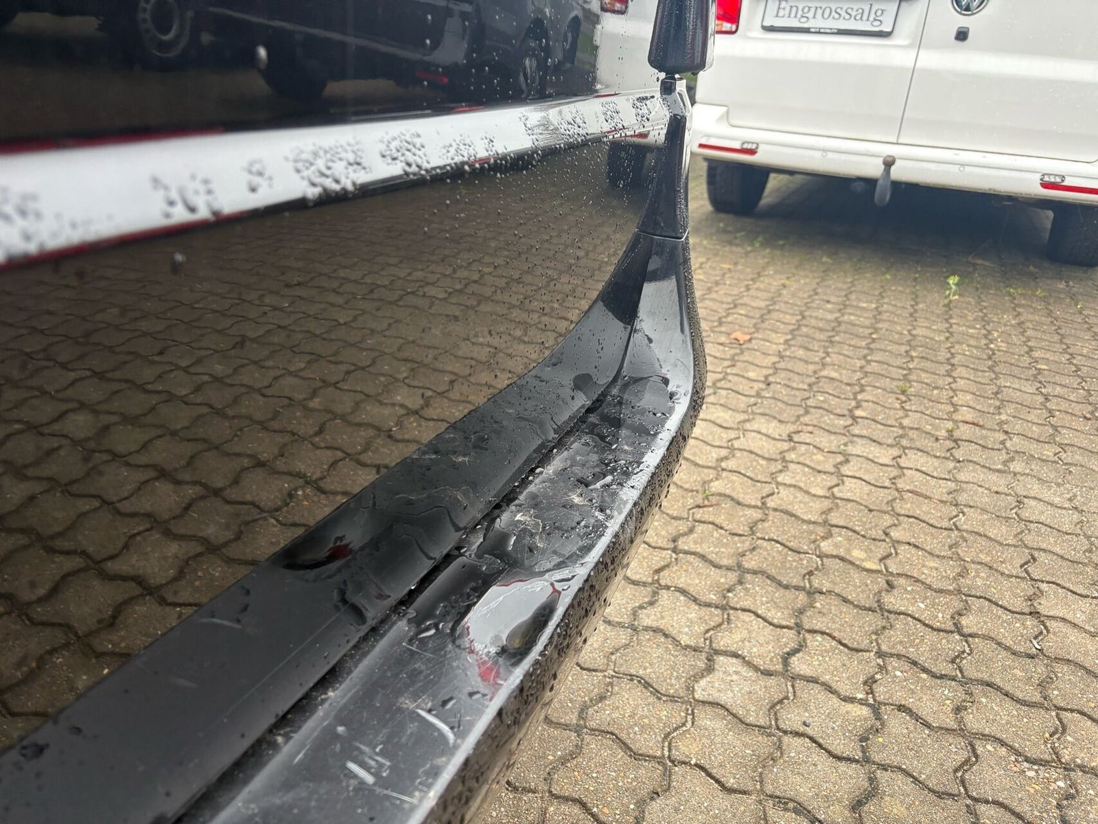 Sort Mercedes Vito 114 fra 2021