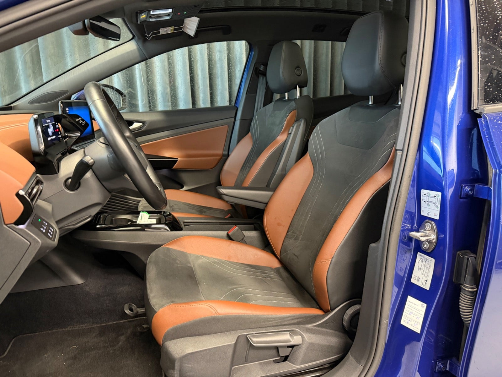 Blå VW ID.4 fra 2021