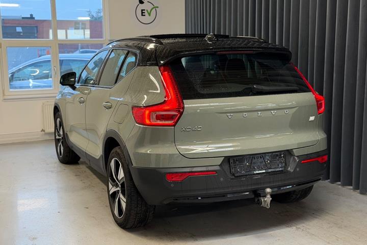 Grøn Volvo XC40 fra 2021