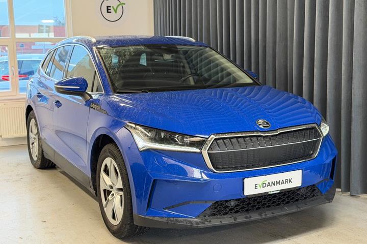 Blå Skoda Enyaq fra 2021