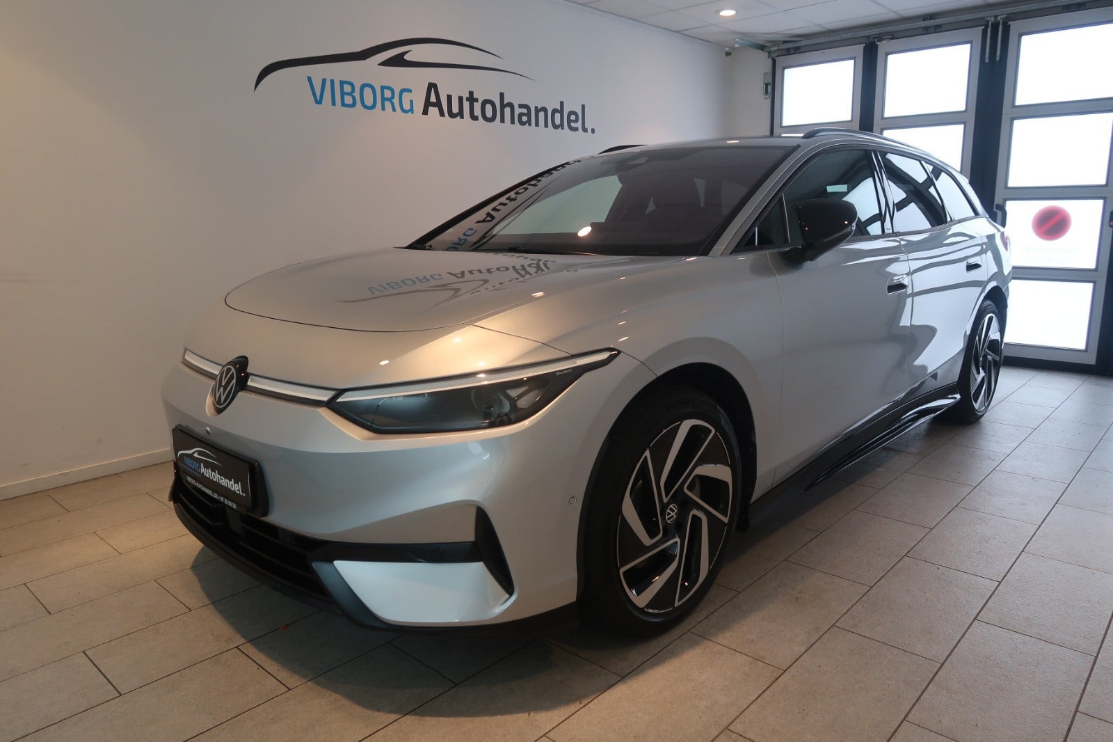 Sølv VW ID.7 fra 2026