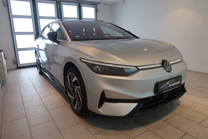 Sølv VW ID.7 fra 2026