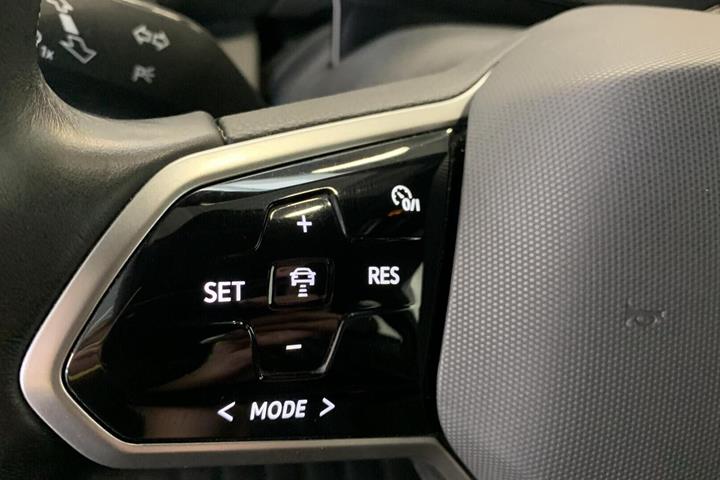 Grå VW ID.4 fra 2023
