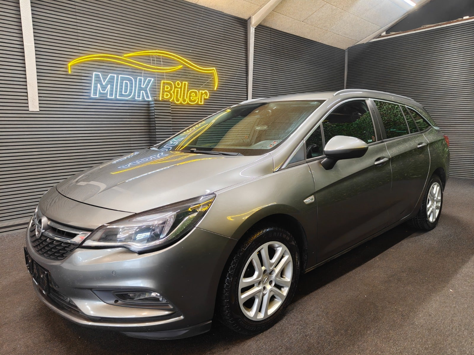 undefined Opel Astra fra 2017