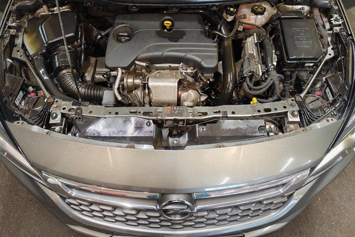 undefined Opel Astra fra 2017