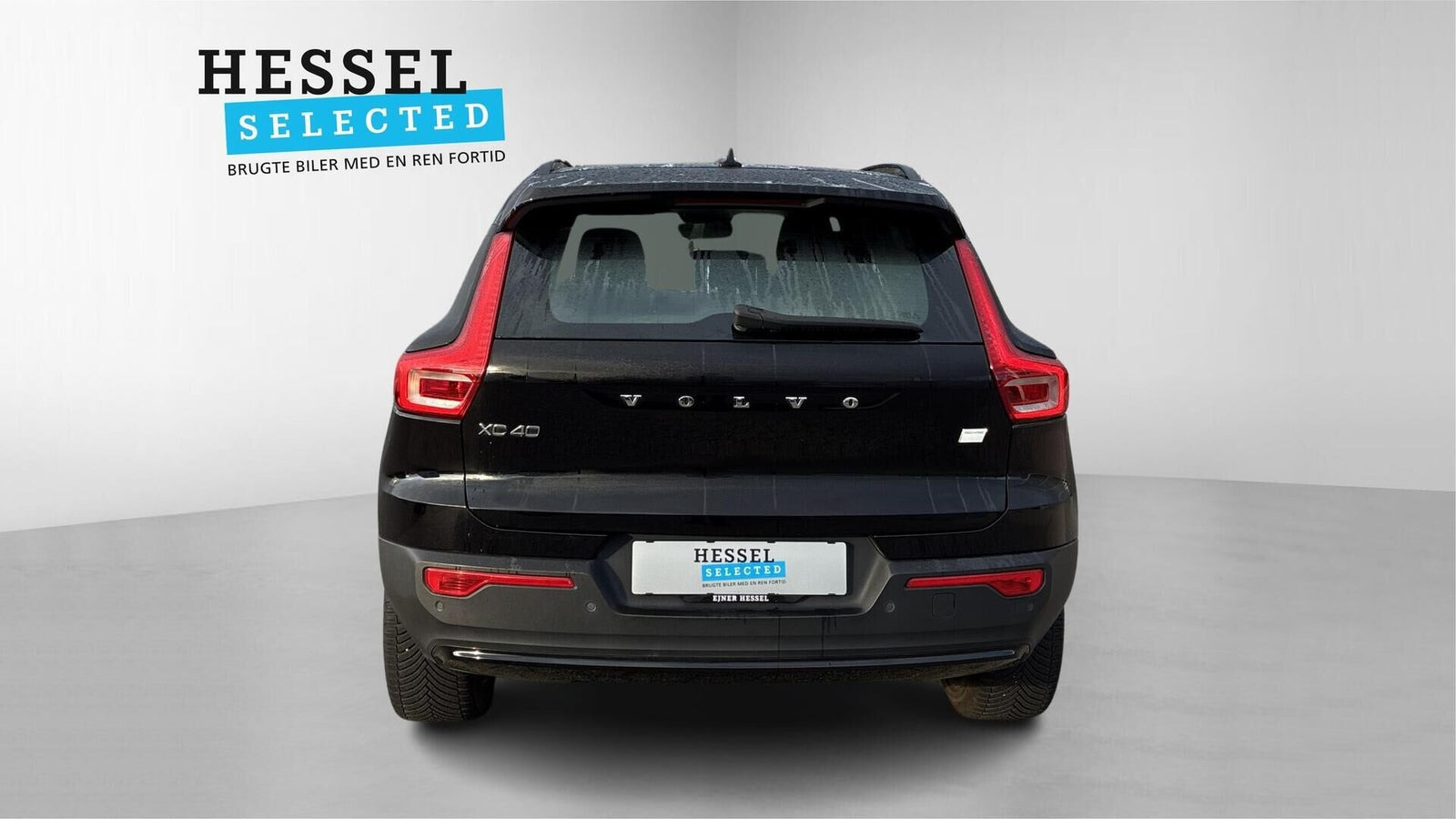 Sort Volvo XC40 fra 2023