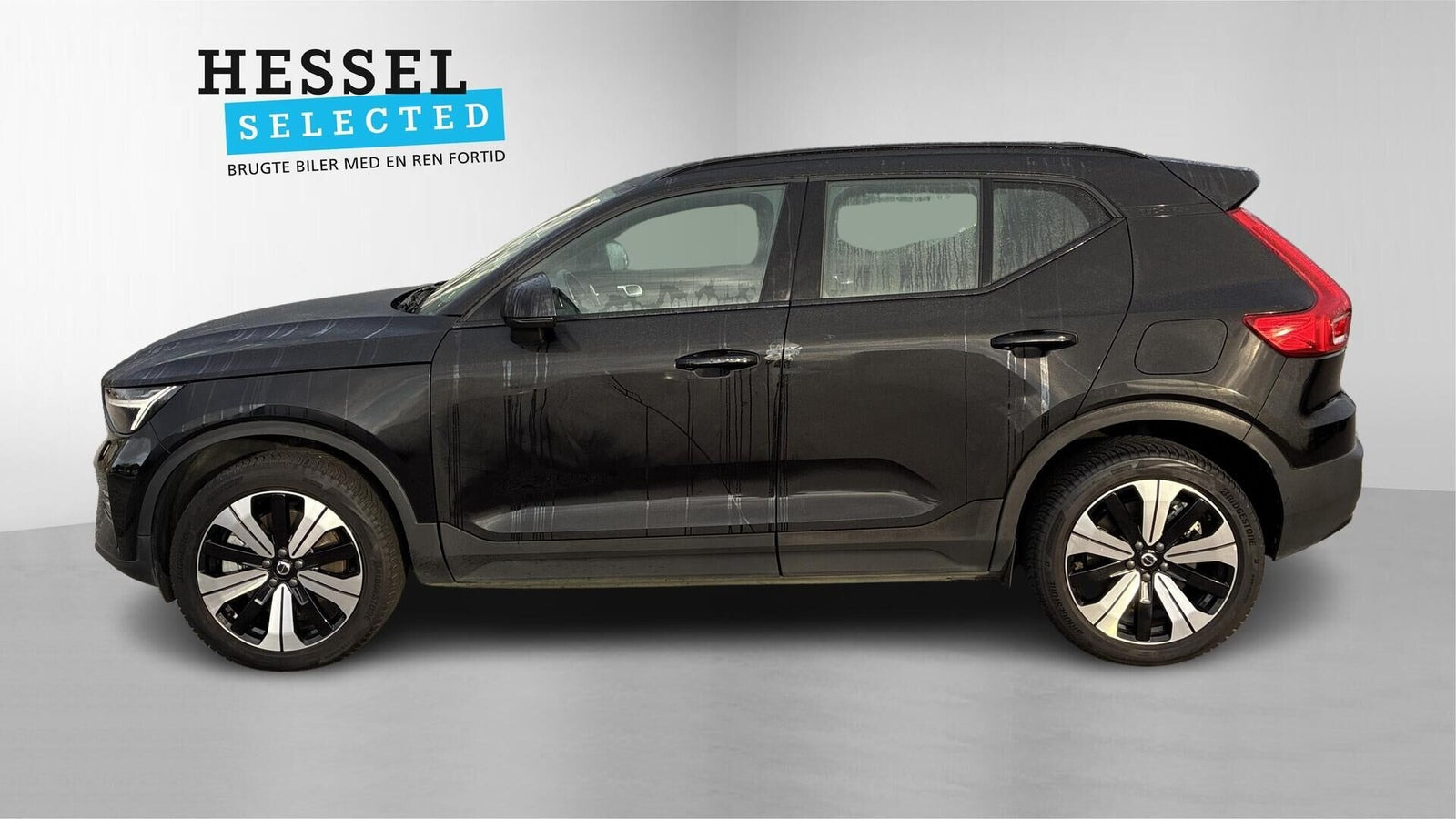 Sort Volvo XC40 fra 2023