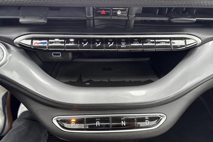 Gul Fiat 500e fra 2023