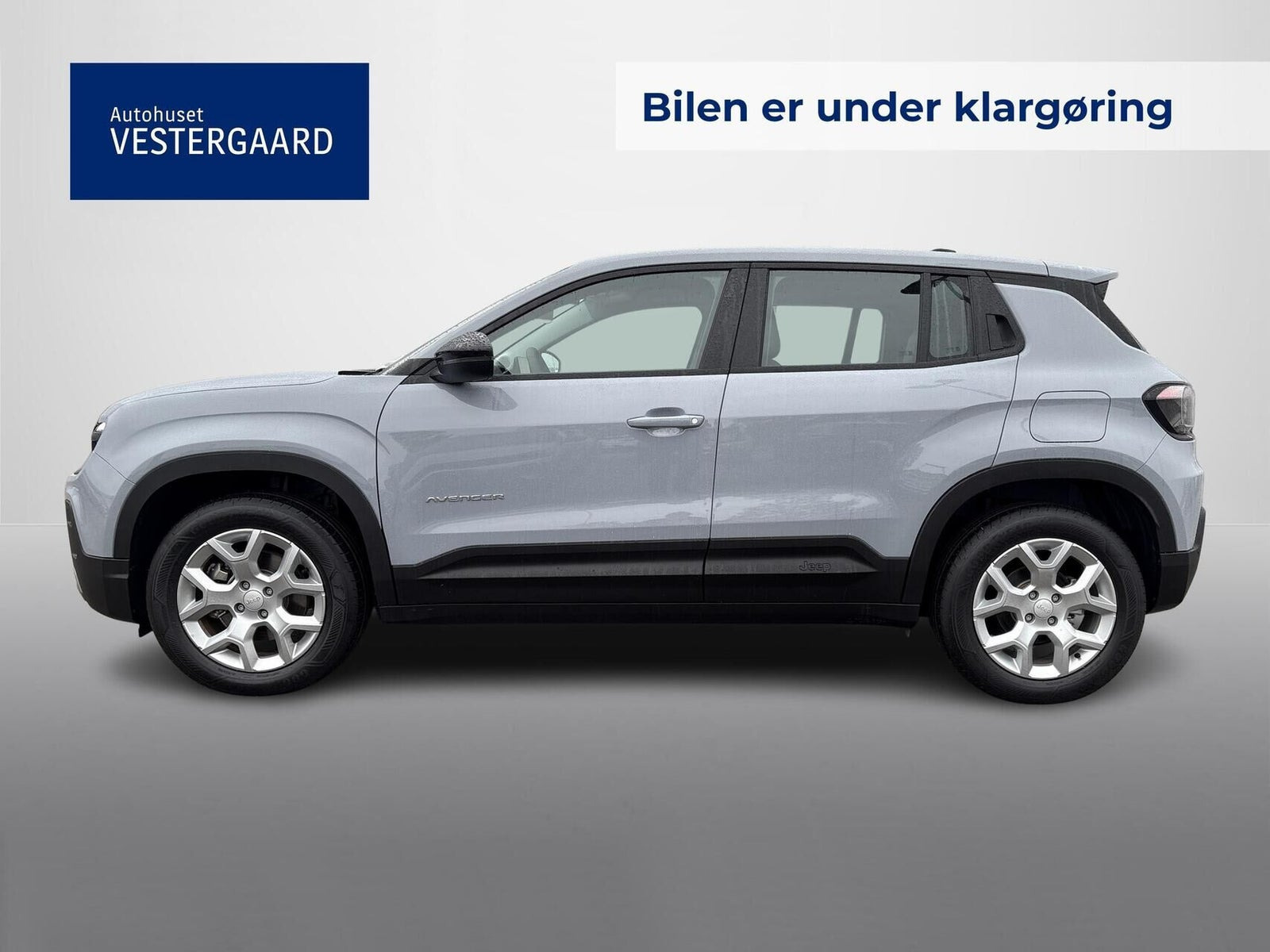 Grå Jeep Avenger fra 2025