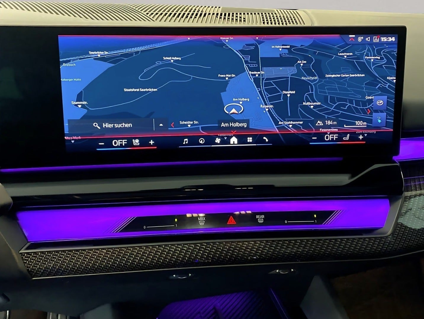 Grå BMW i5 fra 2024