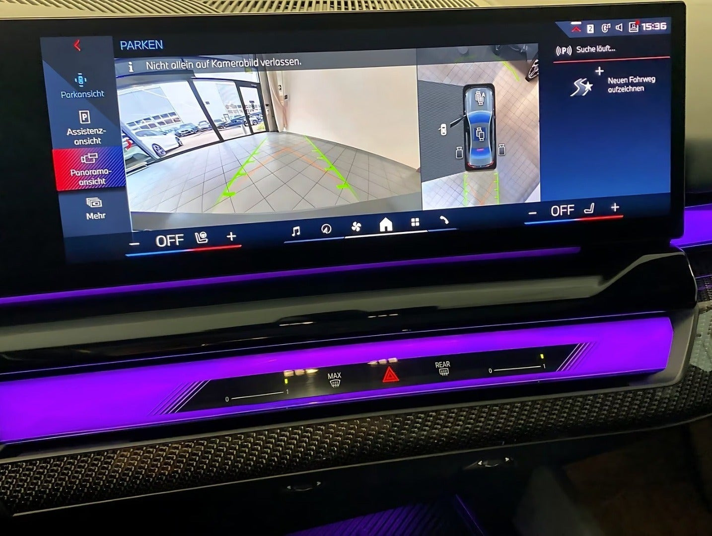 Grå BMW i5 fra 2024