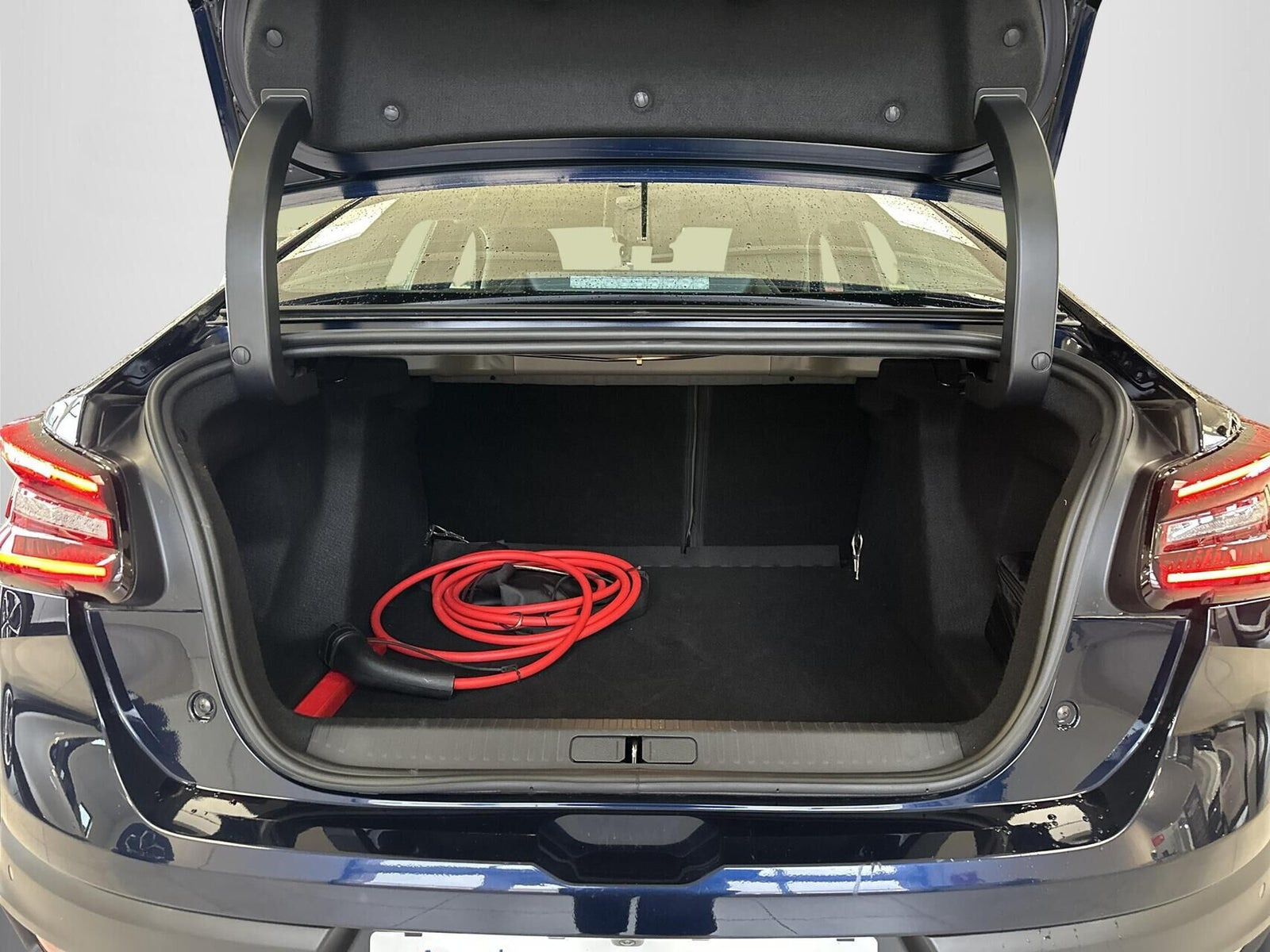 Sort Citroën ë-C4 X fra 2024