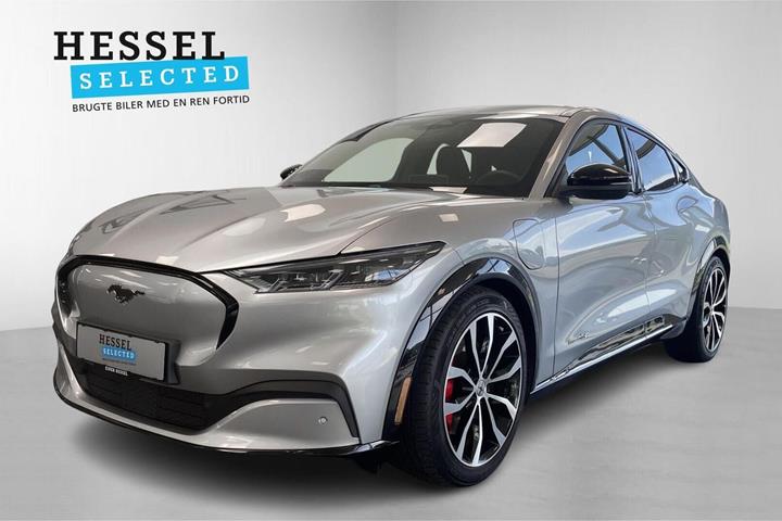 Sølv Ford Mustang Mach-E fra 2021