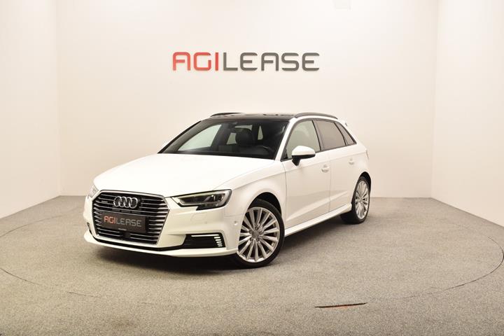 Hvid Audi A3 fra 2017