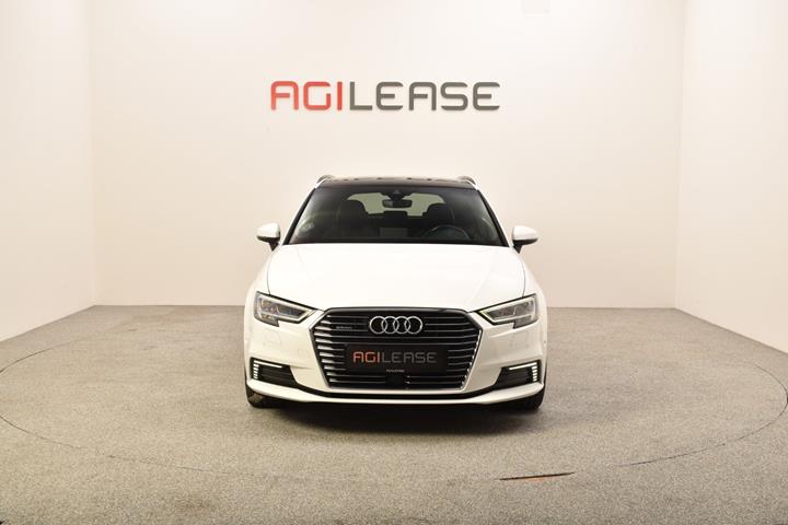 Hvid Audi A3 fra 2017