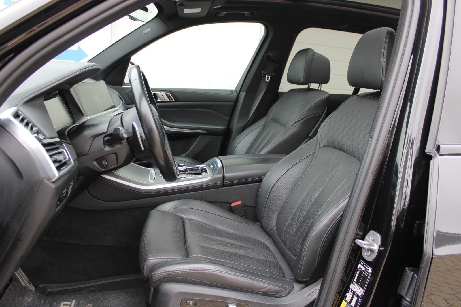 Sort BMW X5 fra 2023