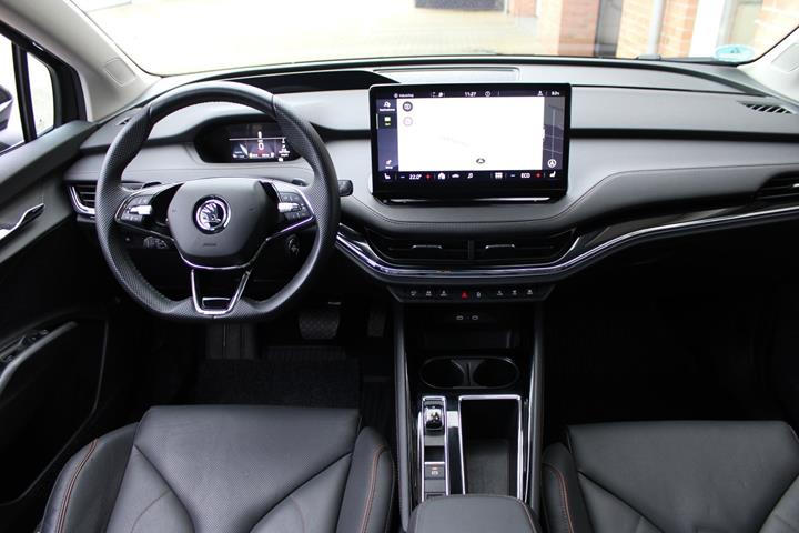 Sort Skoda Enyaq fra 2022