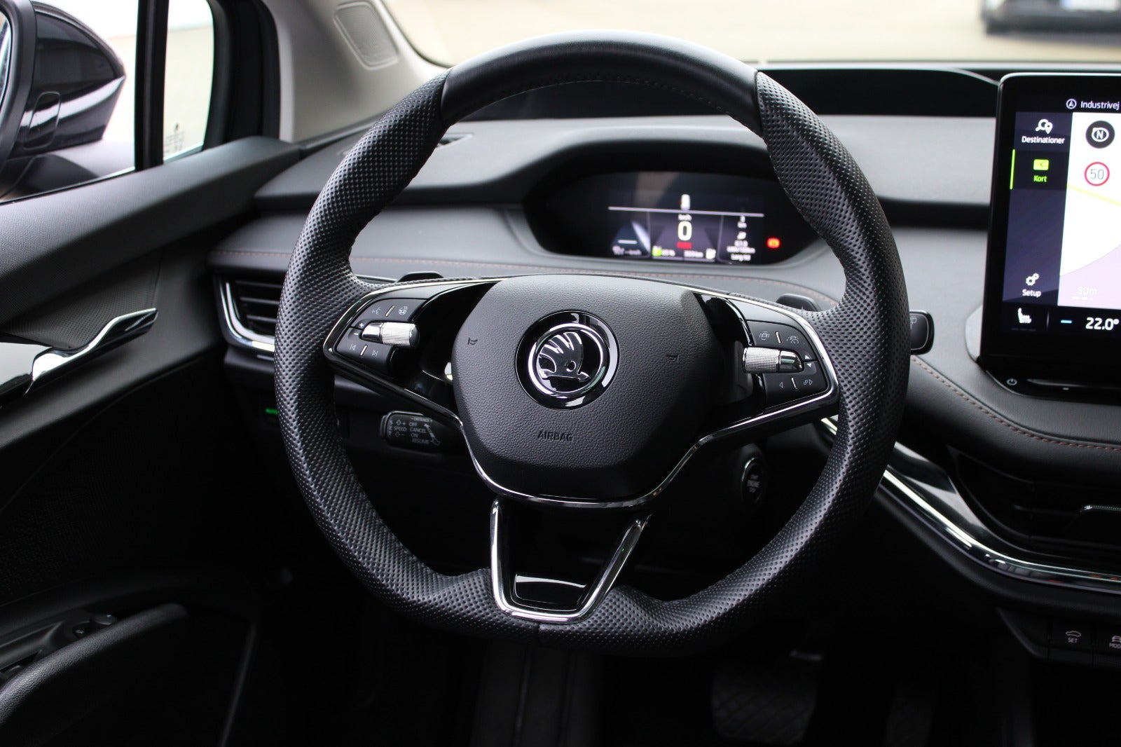 Sort Skoda Enyaq fra 2022