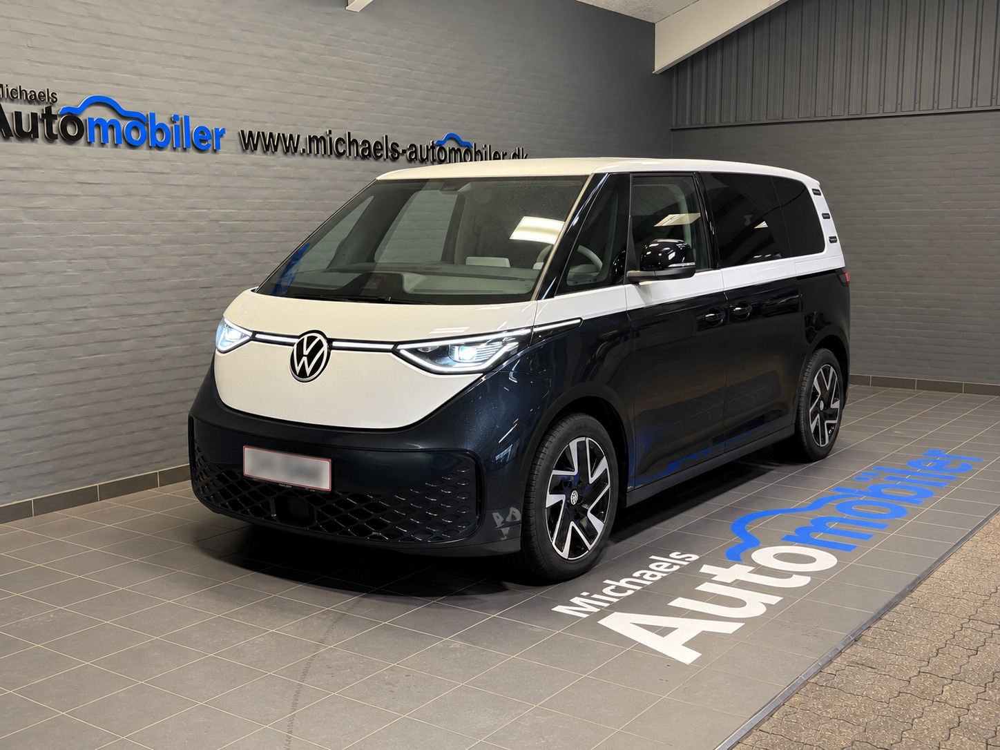 VW ID.Buzz 77 Pro SWB