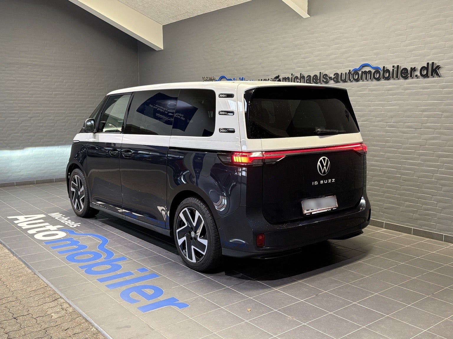 Gul VW ID.Buzz fra 2022