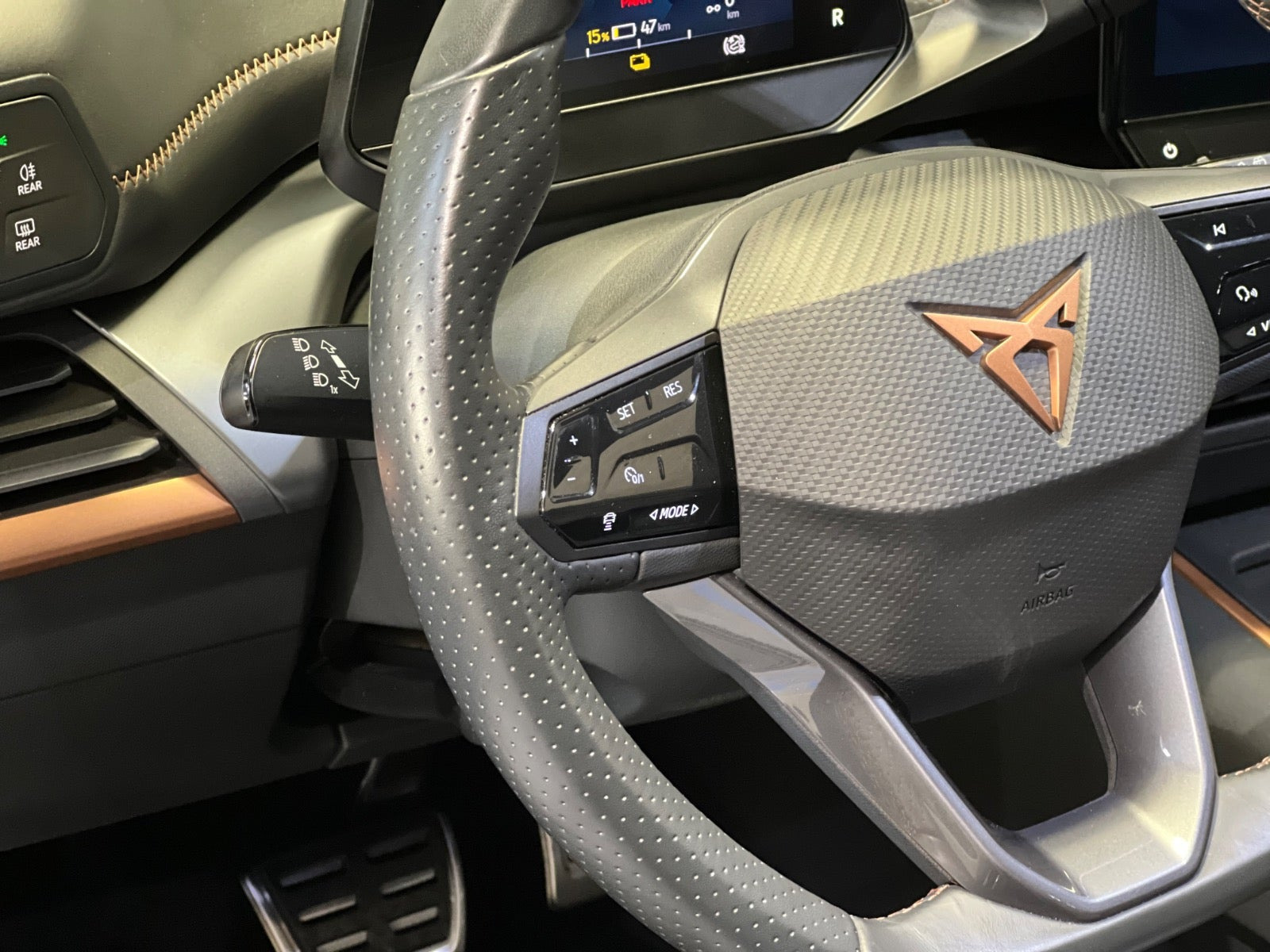 Grå Cupra Born fra 2024