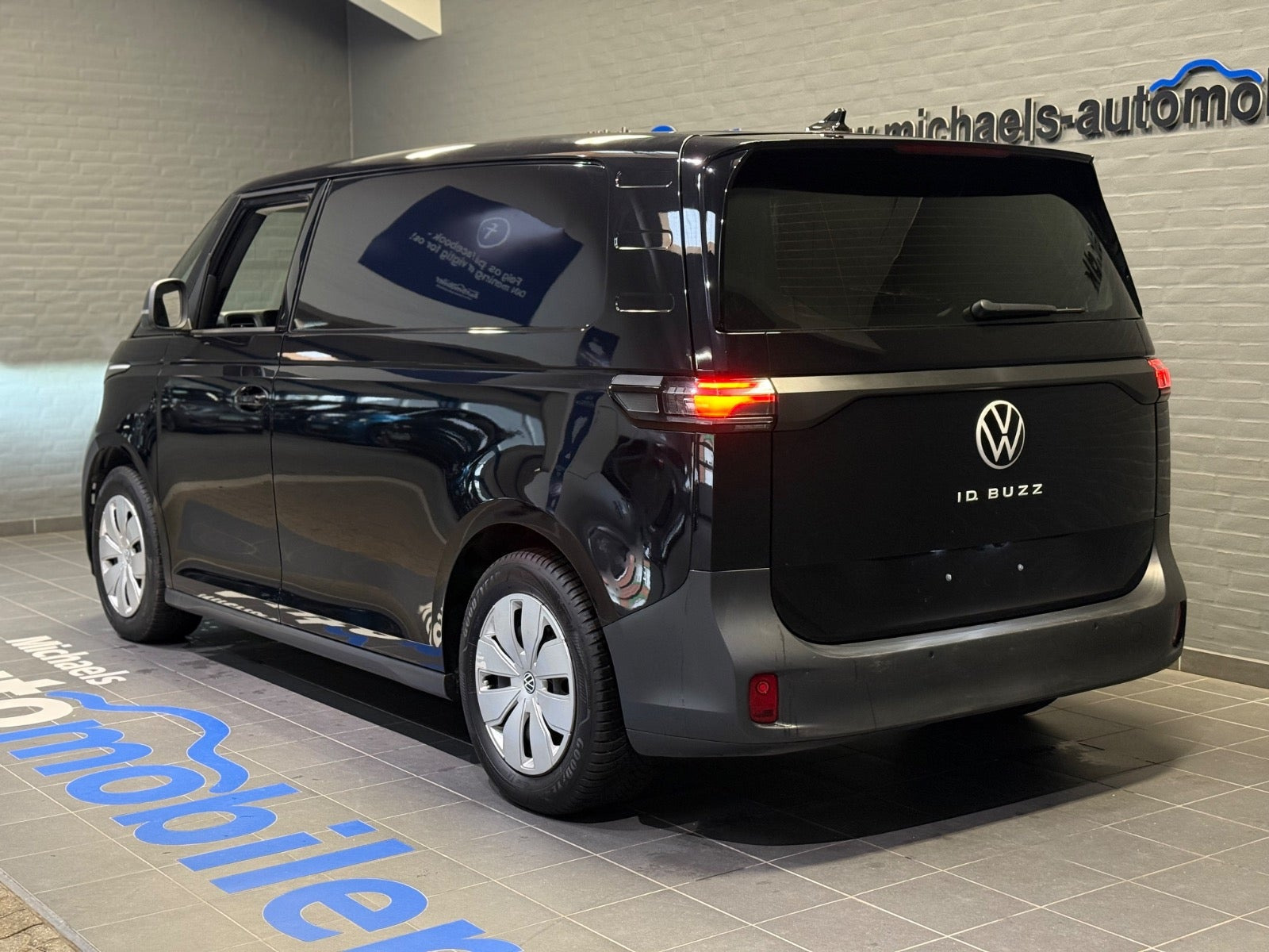 Sort VW ID.Buzz fra 2024