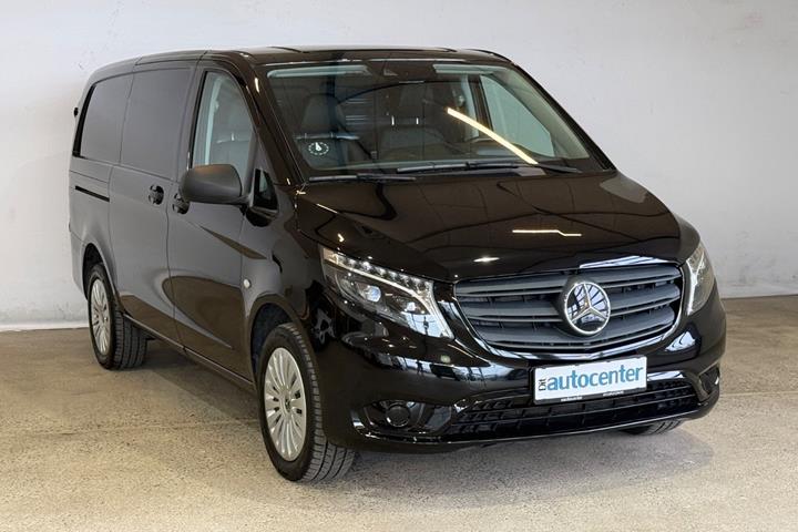 Sort Mercedes Vito 114 fra 2023