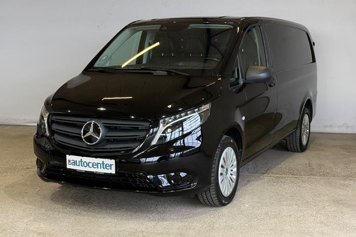 Sort Mercedes Vito 114 fra 2023