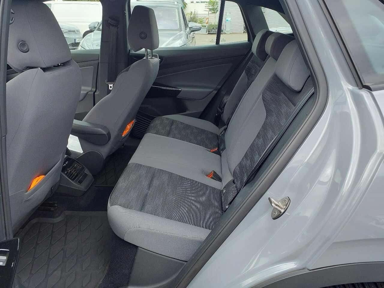 Grå VW ID.4 fra 2022